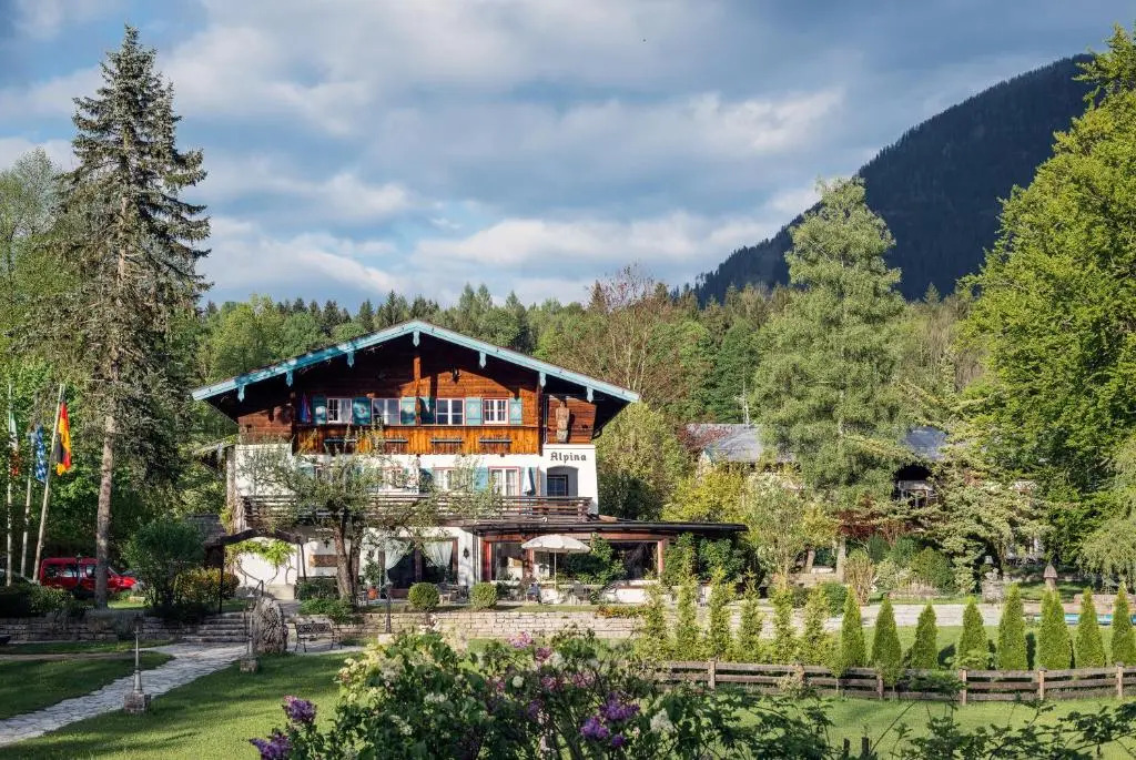 Stoll's Hotel Alpina