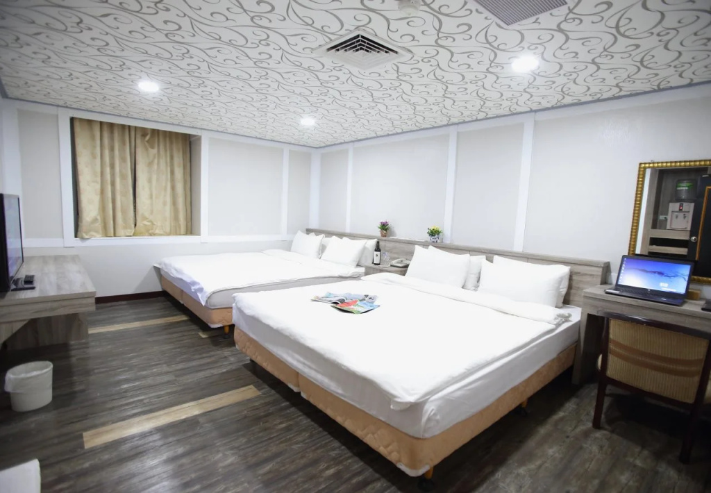 Funhouse Hsinchu