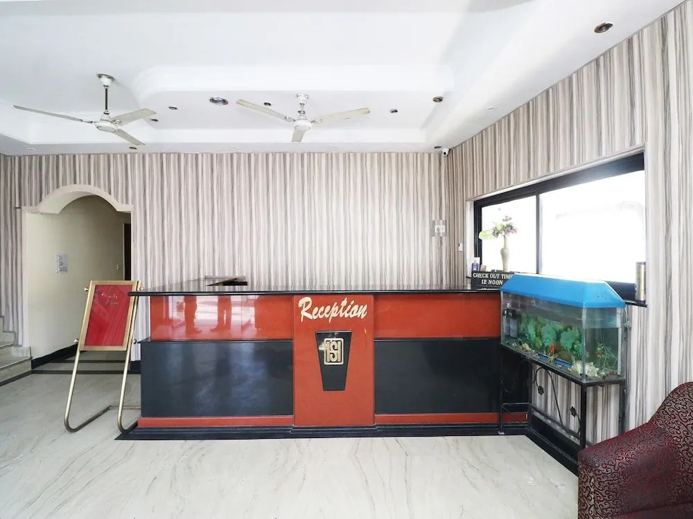 OYO 26602 Hotel Shubham