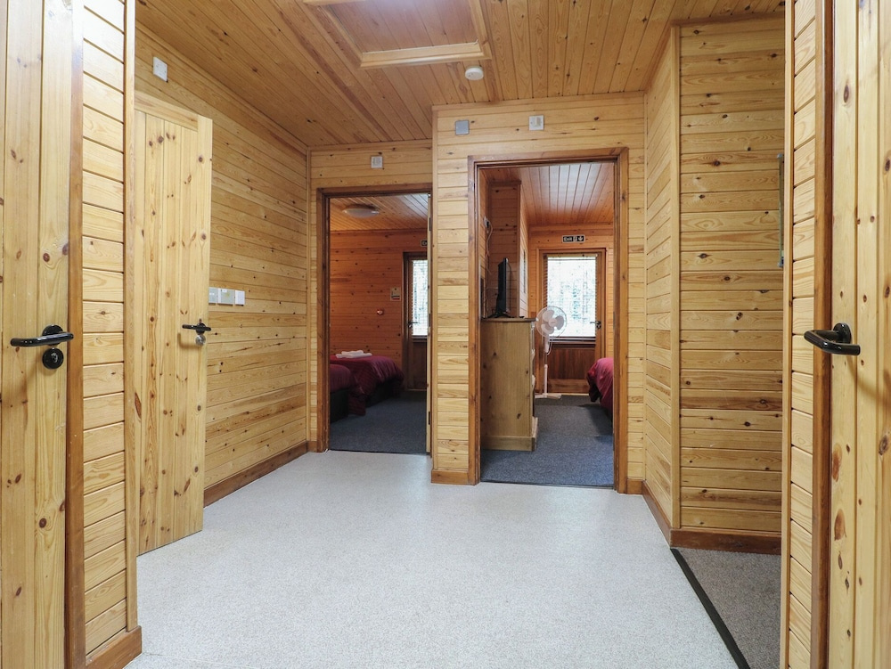 Rowan Lodge