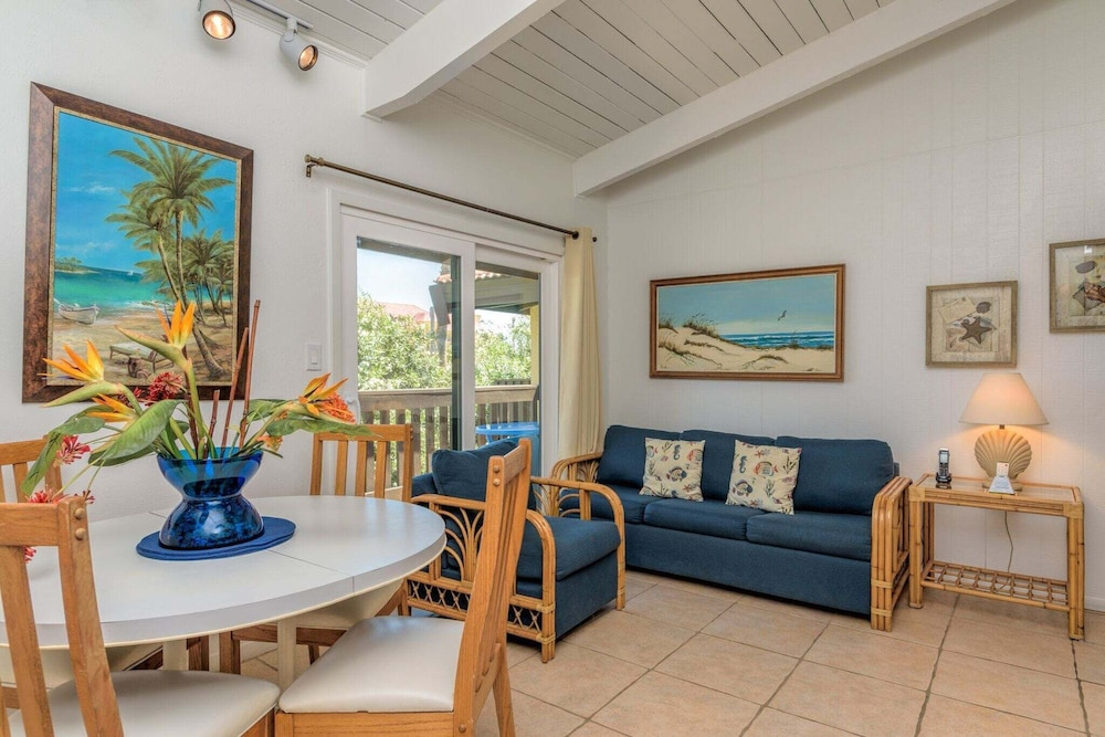 Tiki 208 - 1br Condo With Balcony And Smart Tv 1 Bedroom Condo