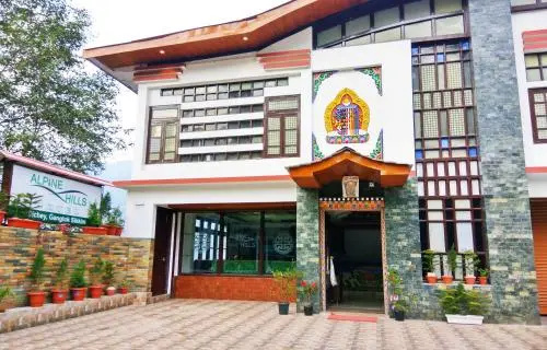 Alpine Hills Hotel