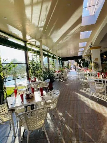 Hotel Paradise
