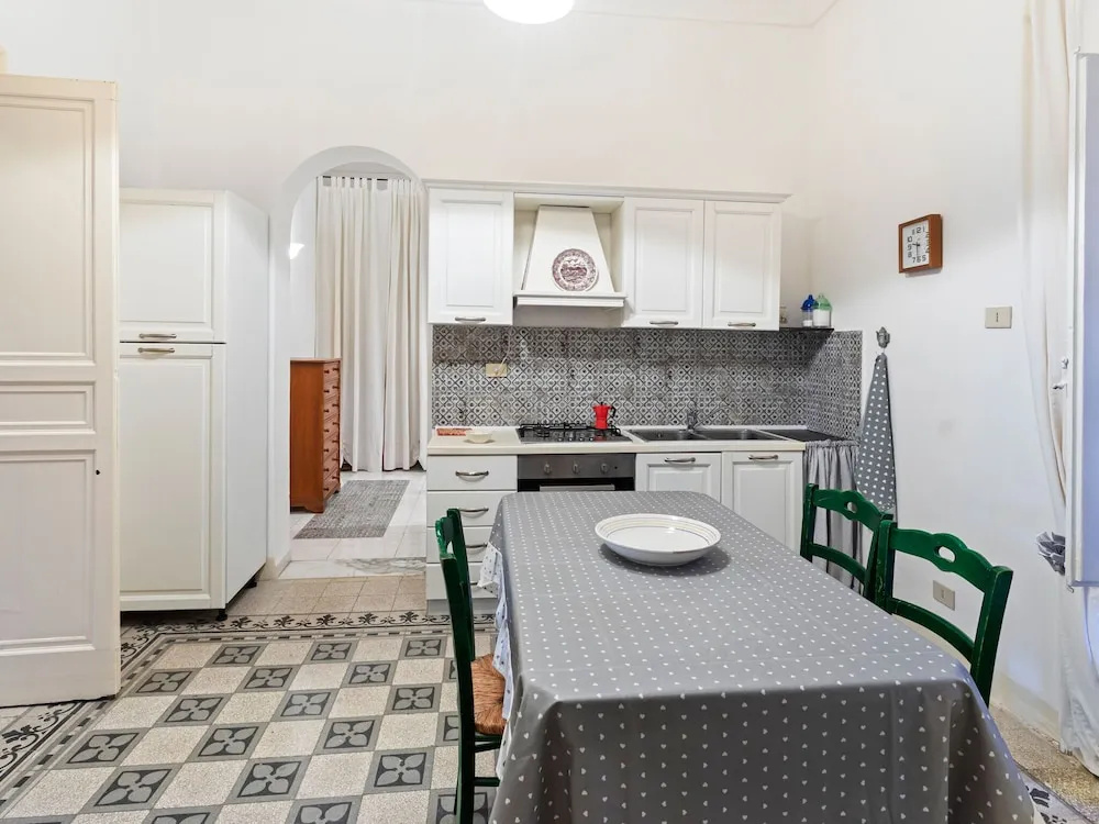 Cozy Holiday Home in Castellammare del Golfo near Sea