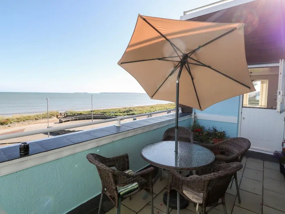 Sea View Apartment