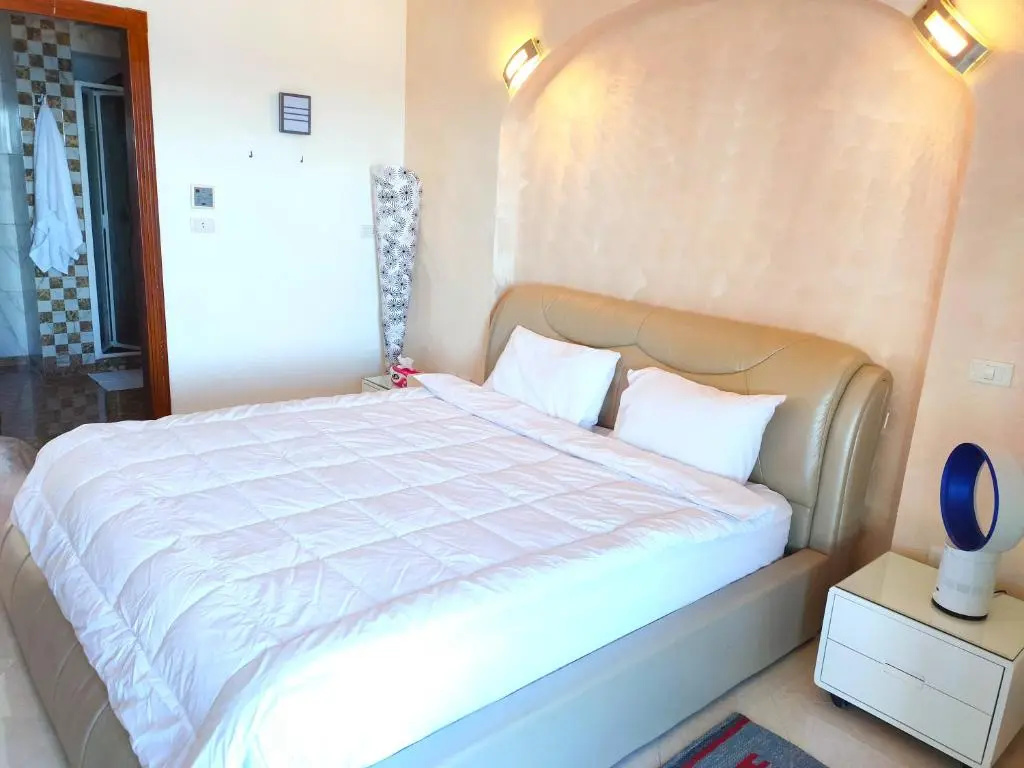 Luxury Seafront Pool Villa - 3 Stories & Roof floor - All Master Bedrooms