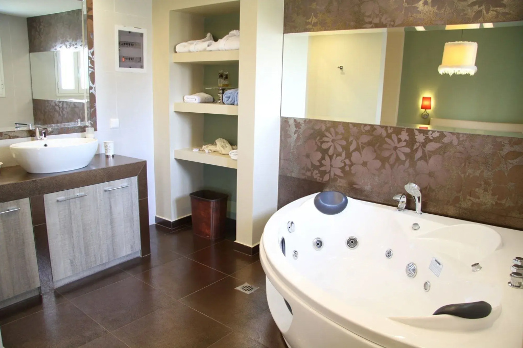 Andromeda Suites