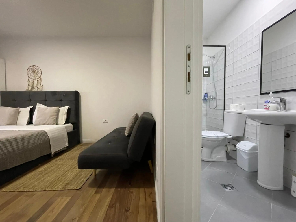 Central Studio Apartments