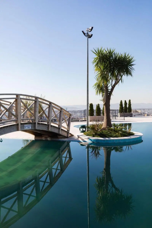 Chateau Linza Resort