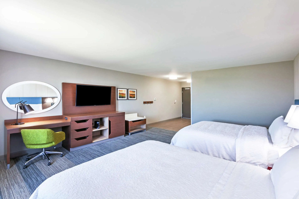 Hampton Inn Gardner