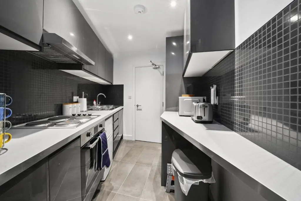 Studio in the Heart of the City - Aldgate Zone 1