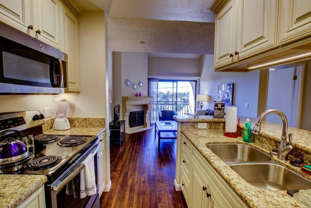 Sunshine Suites at Hillcrest