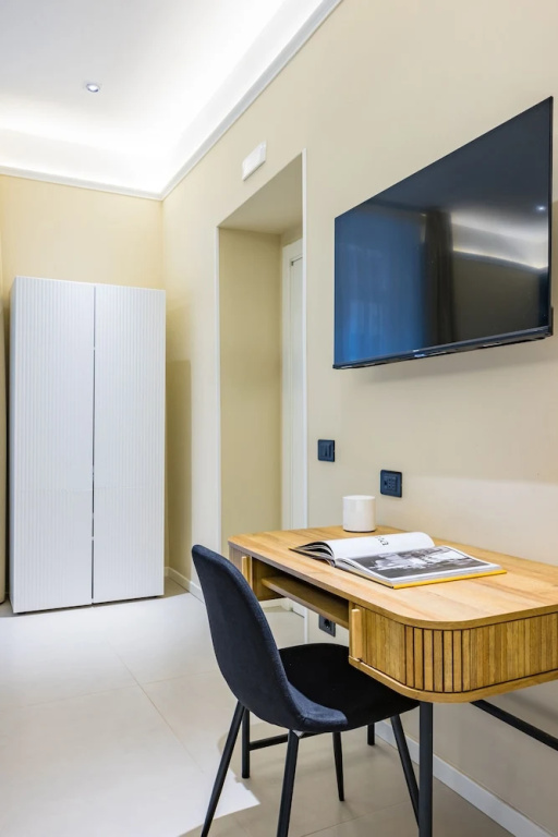 Modern Family Spacious Apartment Near Toledo