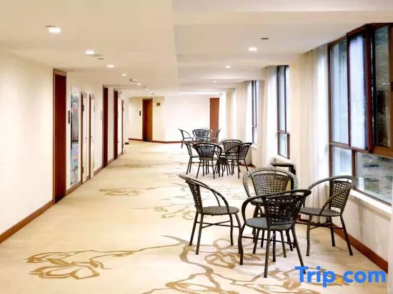 Tiantangzhai Holiday Hotel