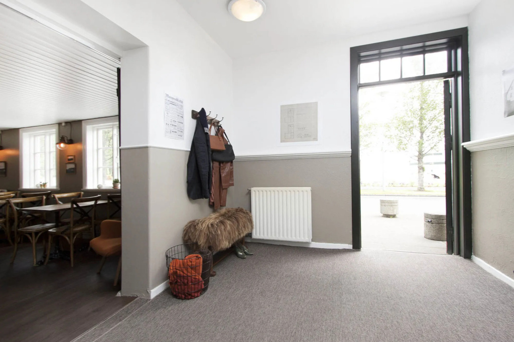 SKYR Guesthouse