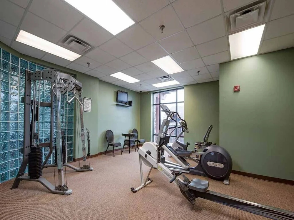 Pinnacle Condo 2 Bedroom Mountain View Home with Hot Tub