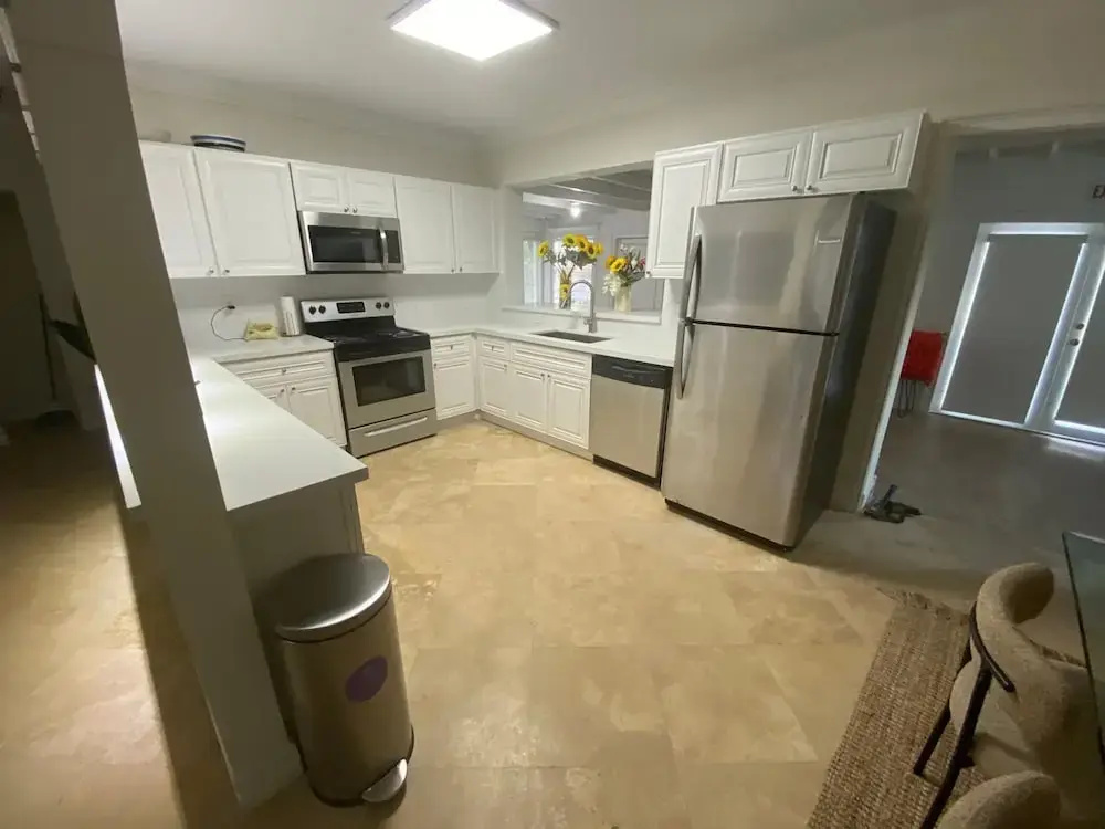 Biscayne Park 3BD 2BA -spacious
