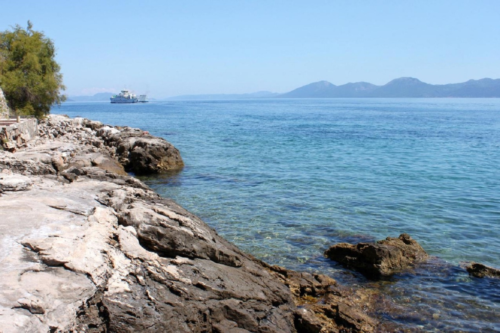Room Mare - economy rooms: R3 Sucuraj, Island Hvar