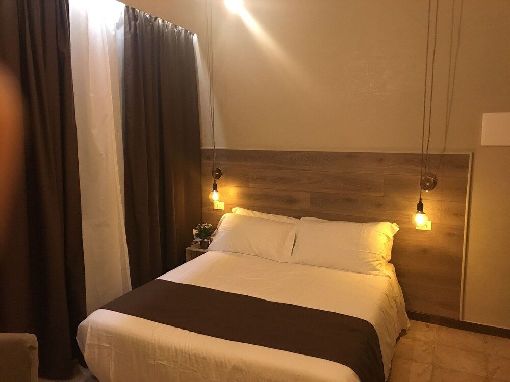 Hotel Raphael