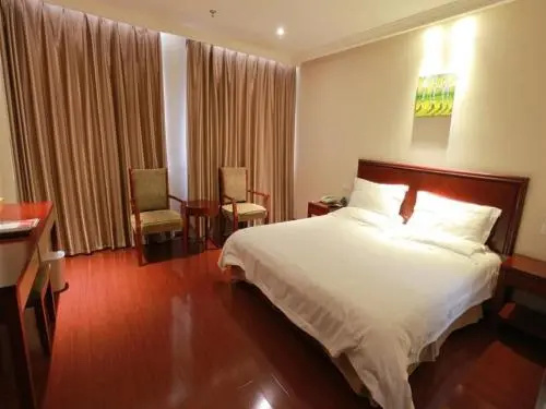 Greentree Inn Liyang East Nanhuan Road High Speed
