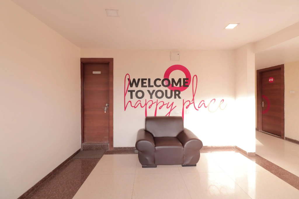 OYO Flagship 17196 Hotel Metro Inn