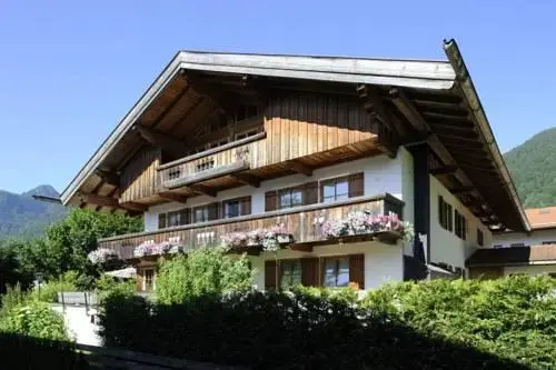Der Steinweidenhof