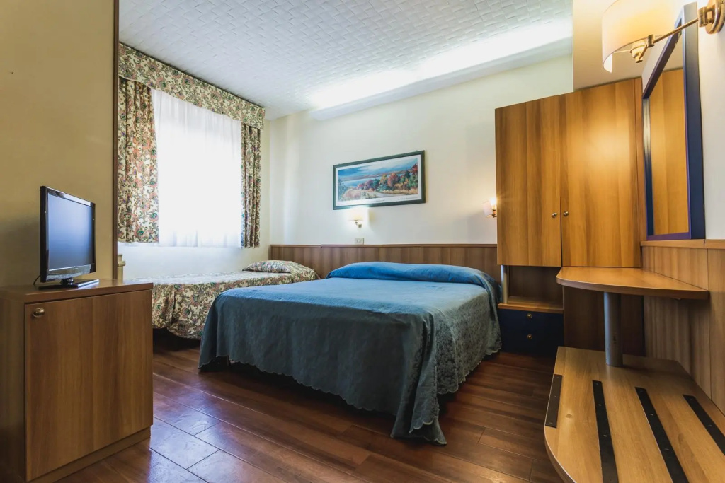Phi Hotel Ambra