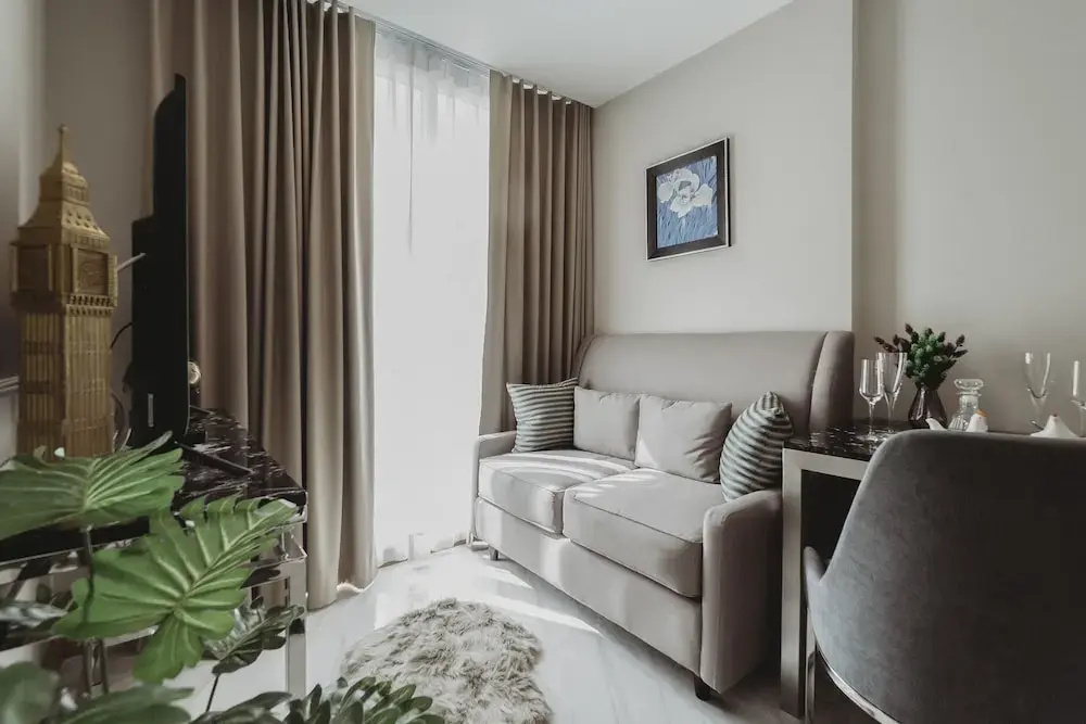 Bless Residence Ekkamai