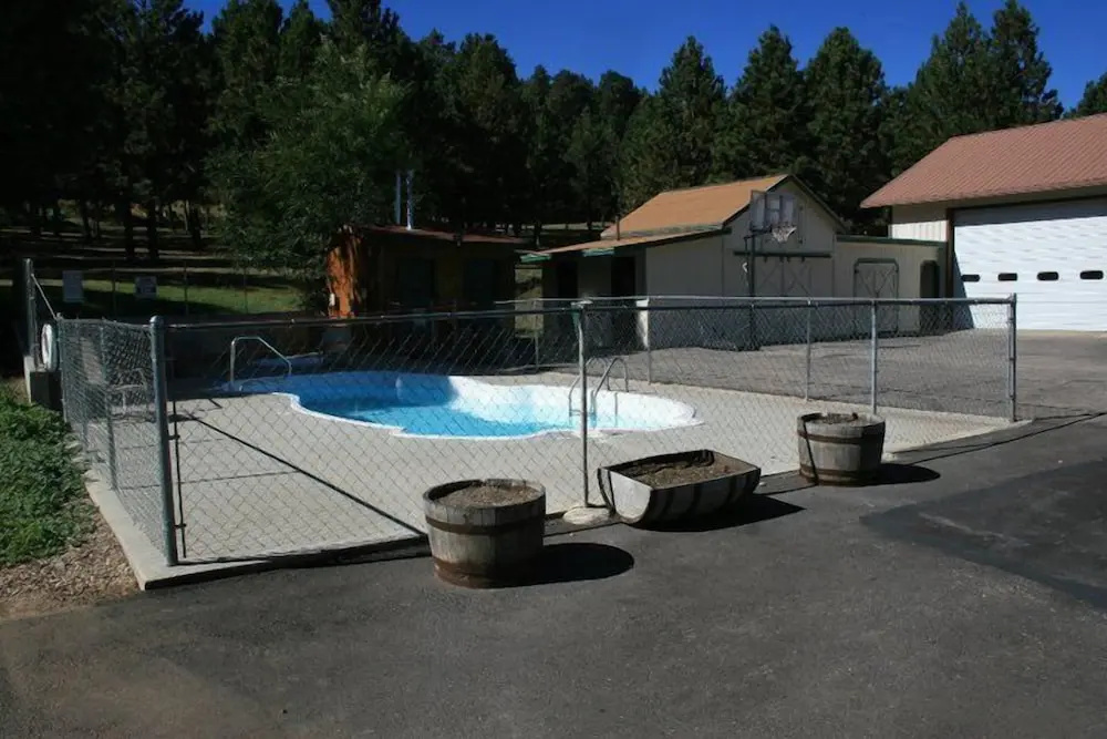 Rush No More RV Resort and Cabins - Campground