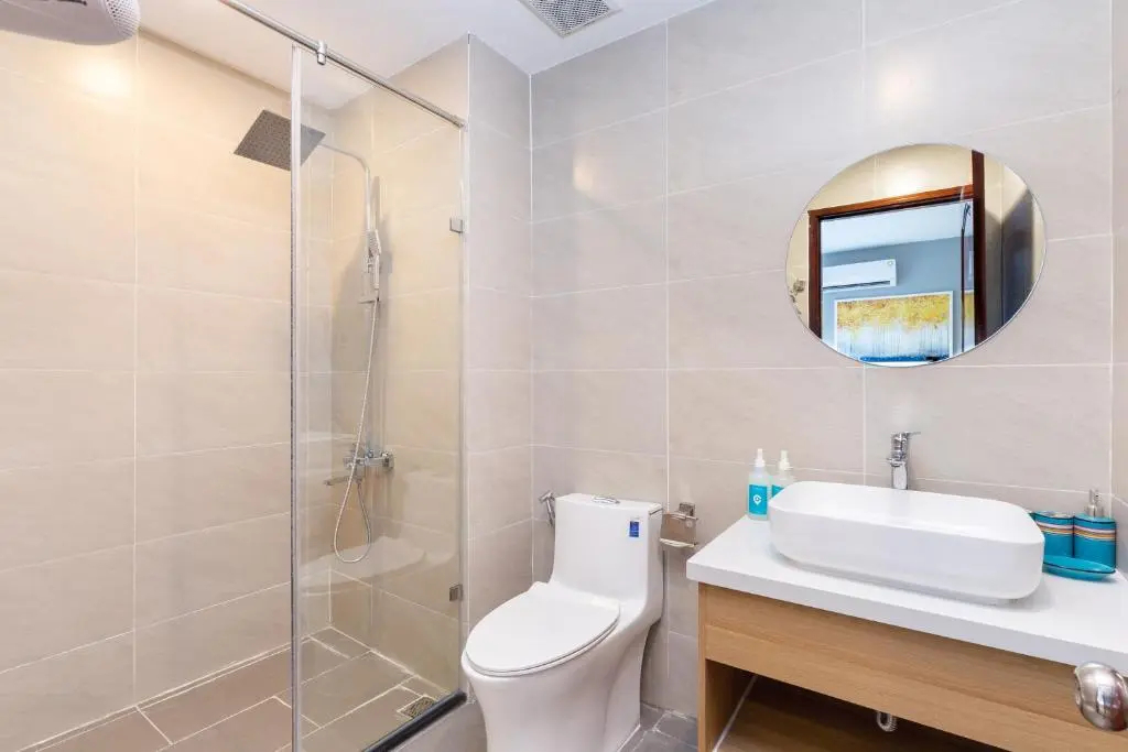SAZI RESIN HOTEL - Free Nails HairWash
