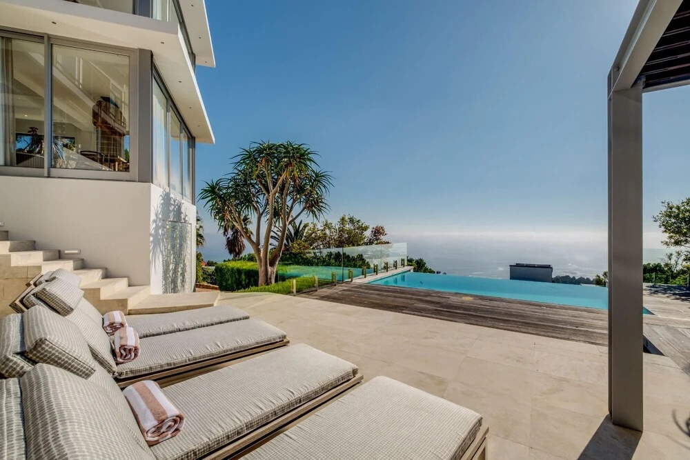 Ocean Camps Bay Villa