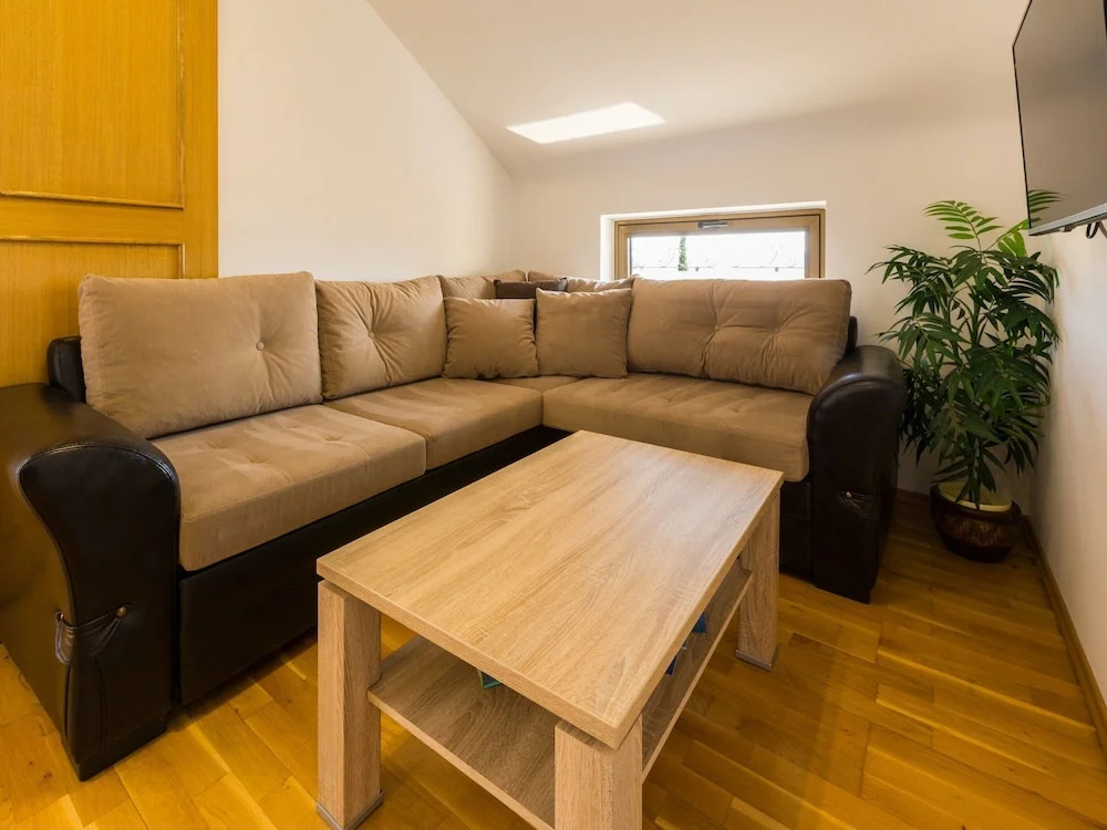 Apartment Pericic Zuti