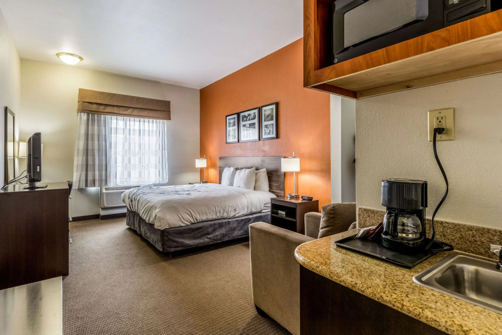 Sleep Inn & Suites Stafford - Sugarland