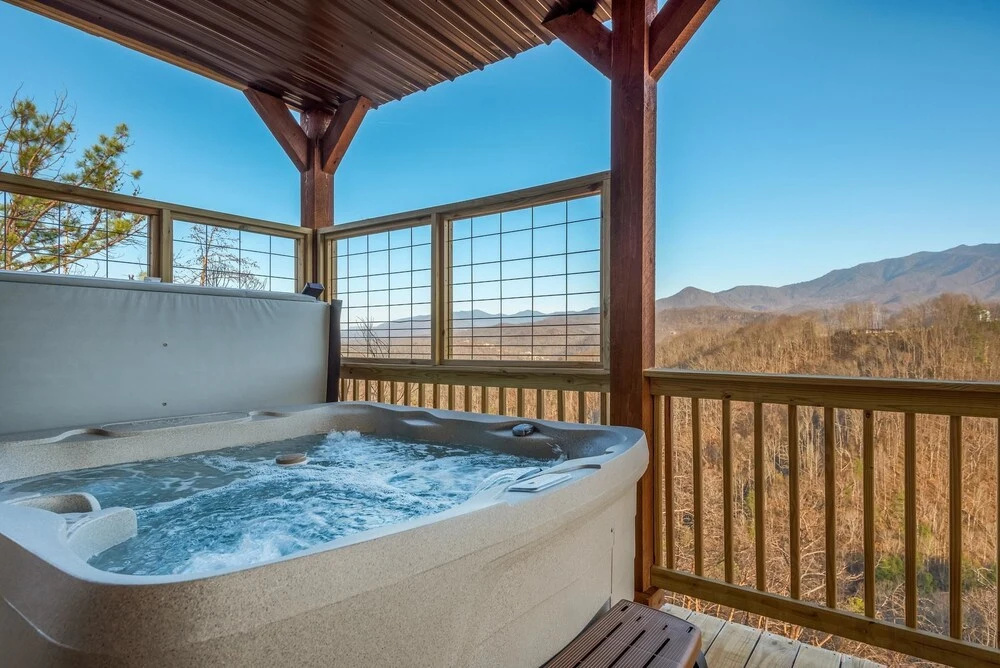 Smoky's Grand View 5 Bedroom Home