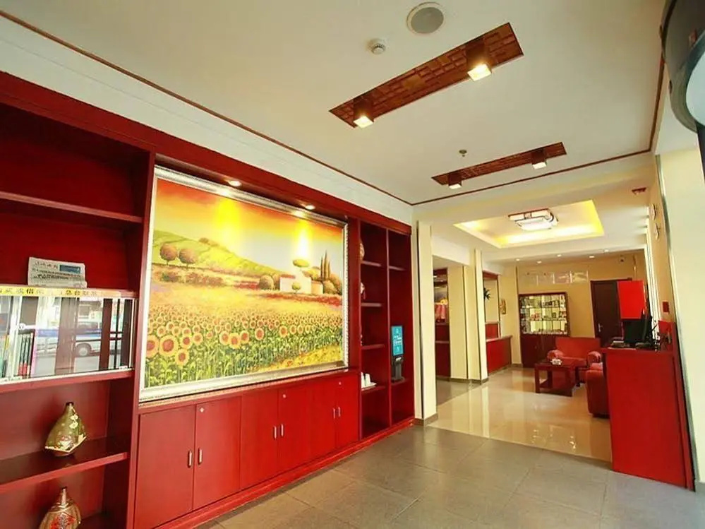 Hanting Express Shenyang Zhanxi