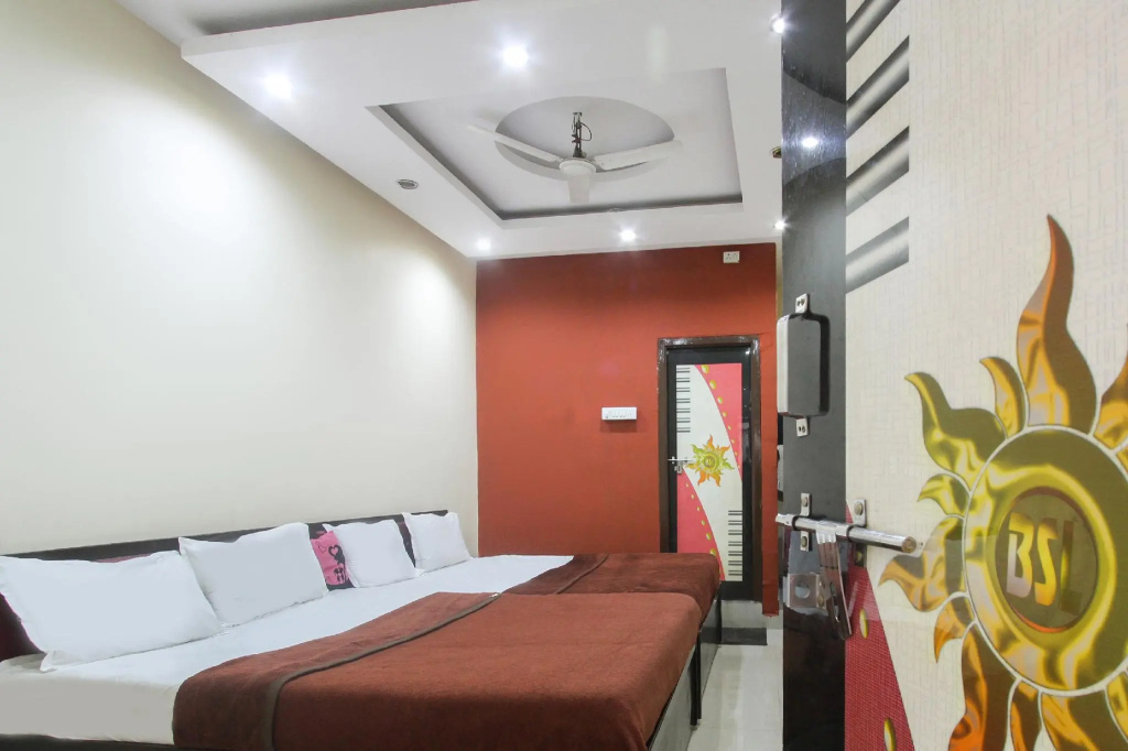 SPOT ON 48871 Ay Hotel