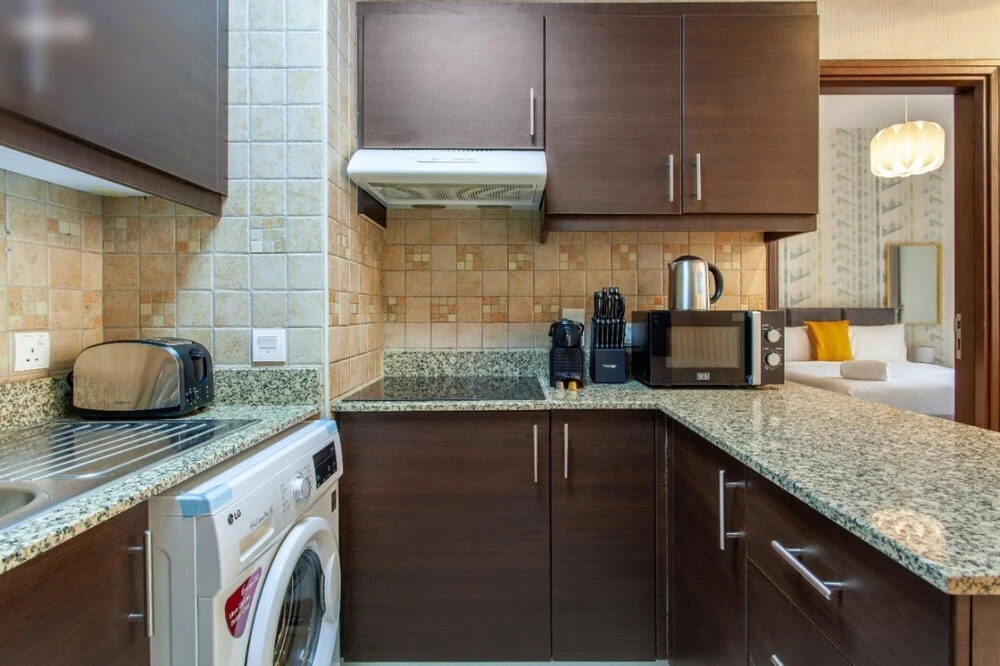Elegant Apt In Al Barsha South