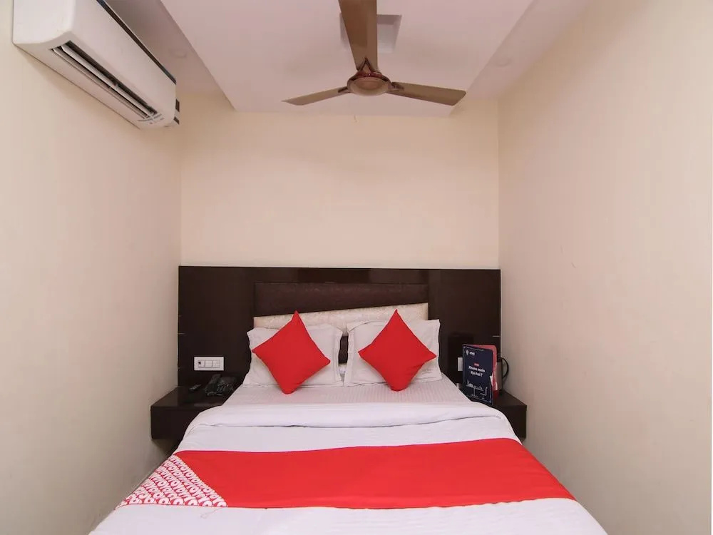 OYO 22838 Gaurav Guest House