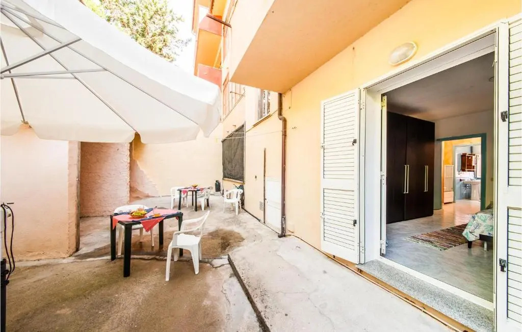 Amazing Apartment in La Maddalena With 2 Bedrooms