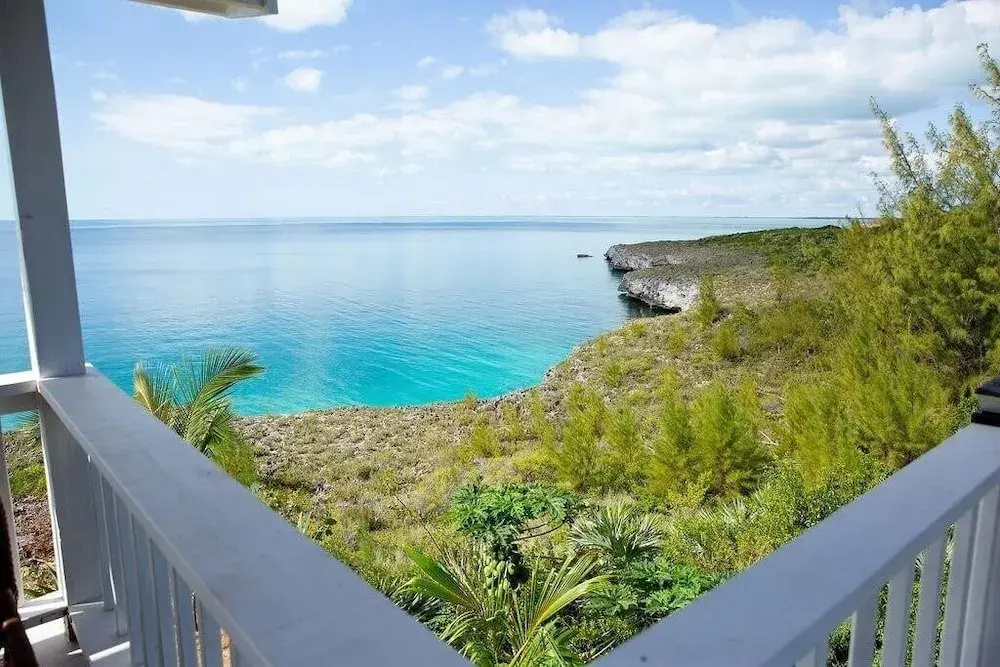 Blue Love Point 3BR home