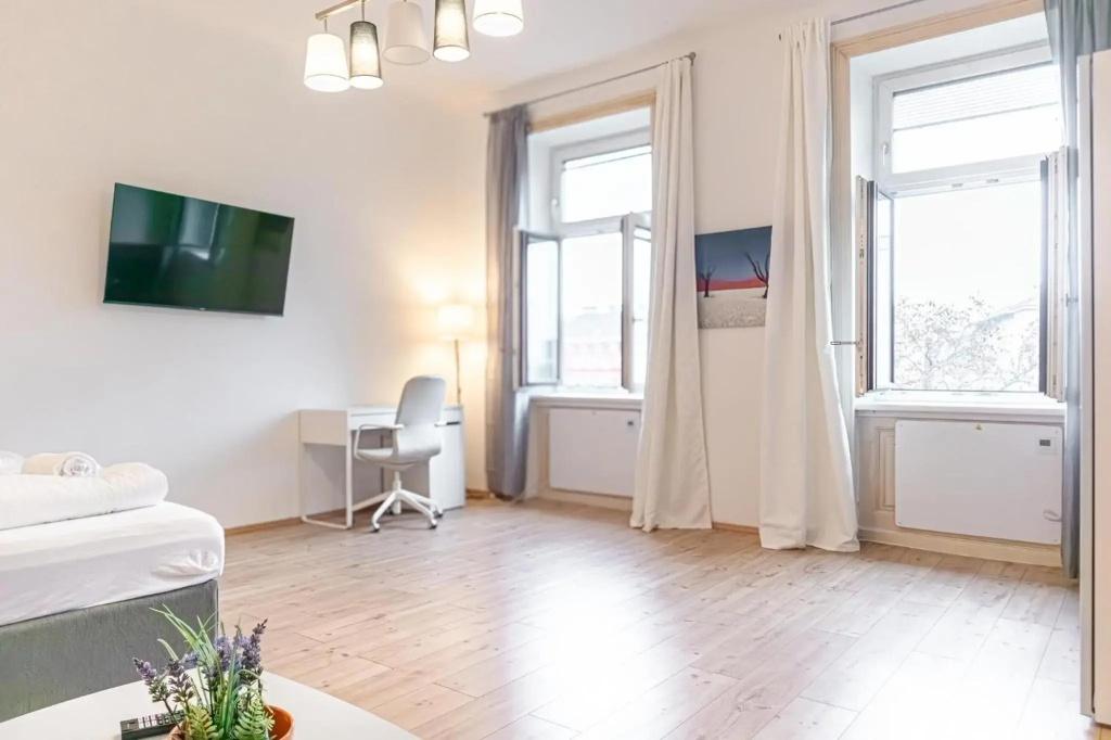 attractive 2BR Apt. Near AKH- Ideal for Longstays