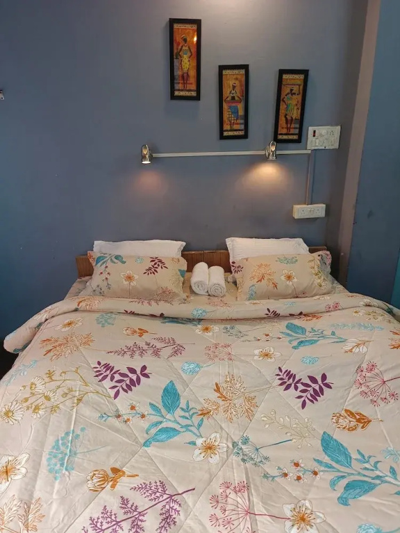 Om Rest House