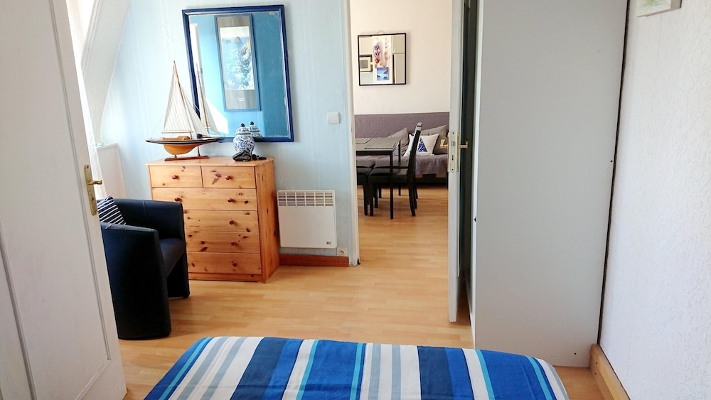 Apartment With one Bedroom in Trébeurden, With Wonderful City View and