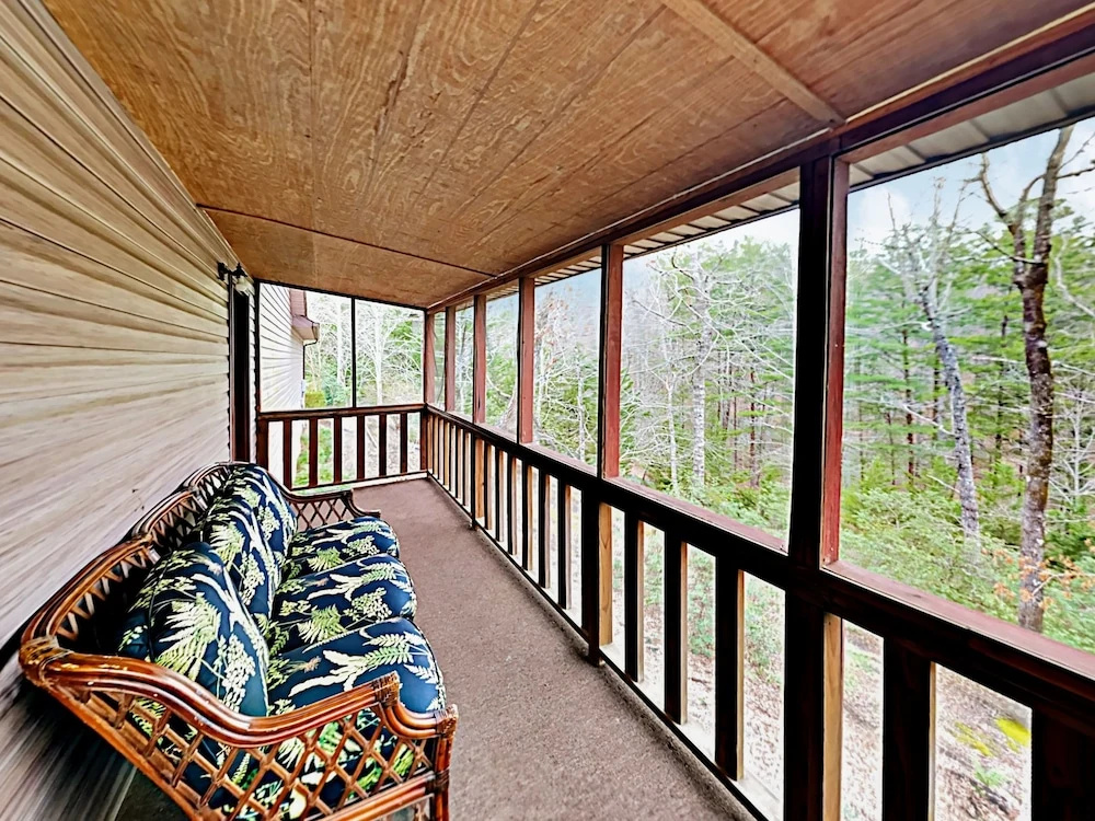 Dogwood House 3 Bedrooms 2 Bathrooms Home