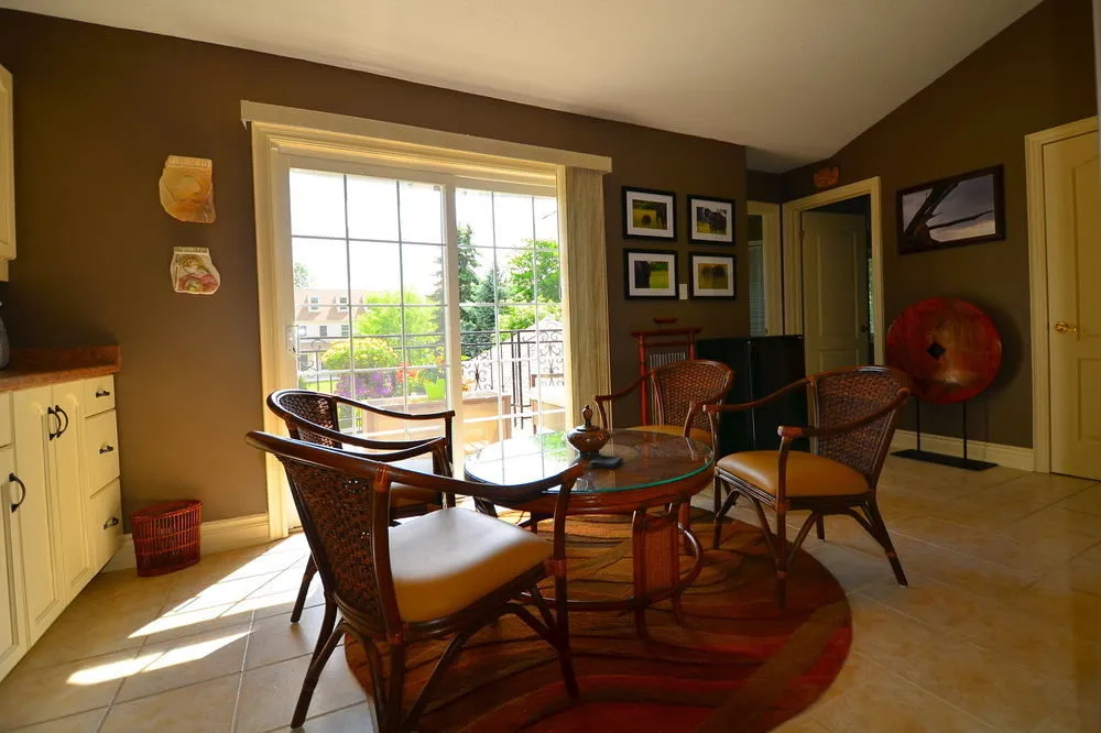 Explorer House Bed & Breakfast