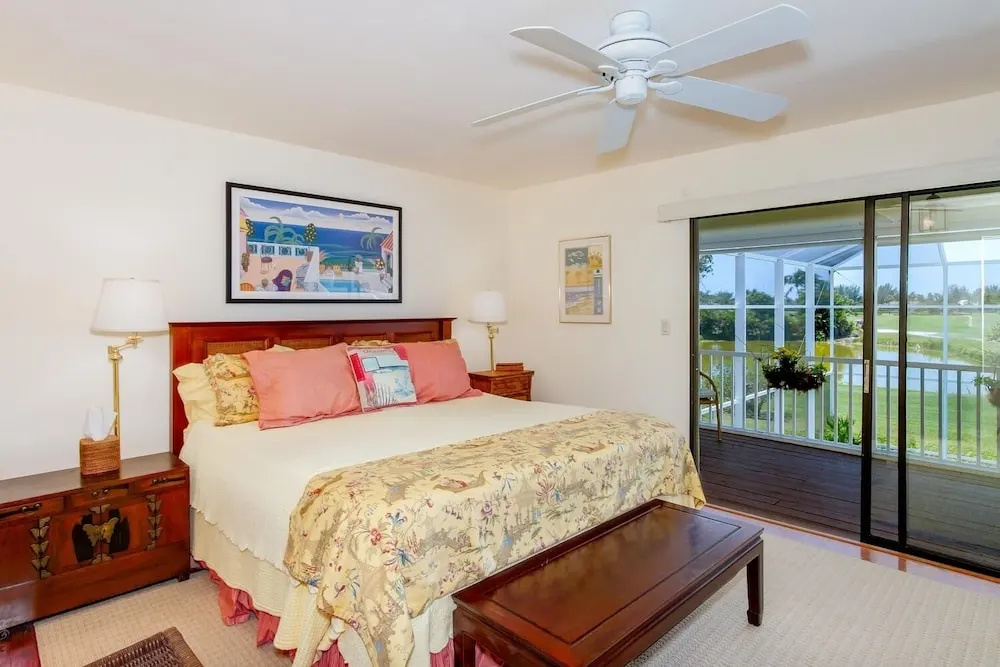 Sandcastle - Pool Home In The Dunes With Lake View! 3 Bedroom Home