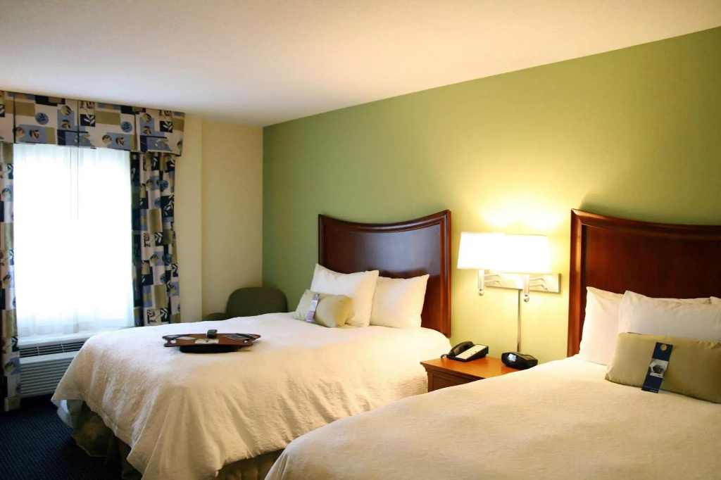 Hampton Inn & Suites - Fort Pierce