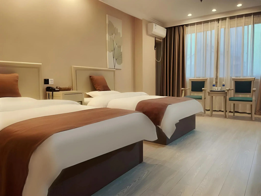 GreenTree Inn YiZheng Zhenzhou East Road