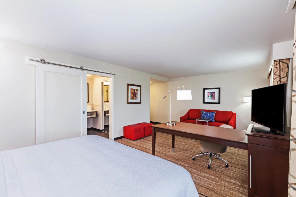 Hampton Inn & Suites Houston I-10 West Park Row, Tx