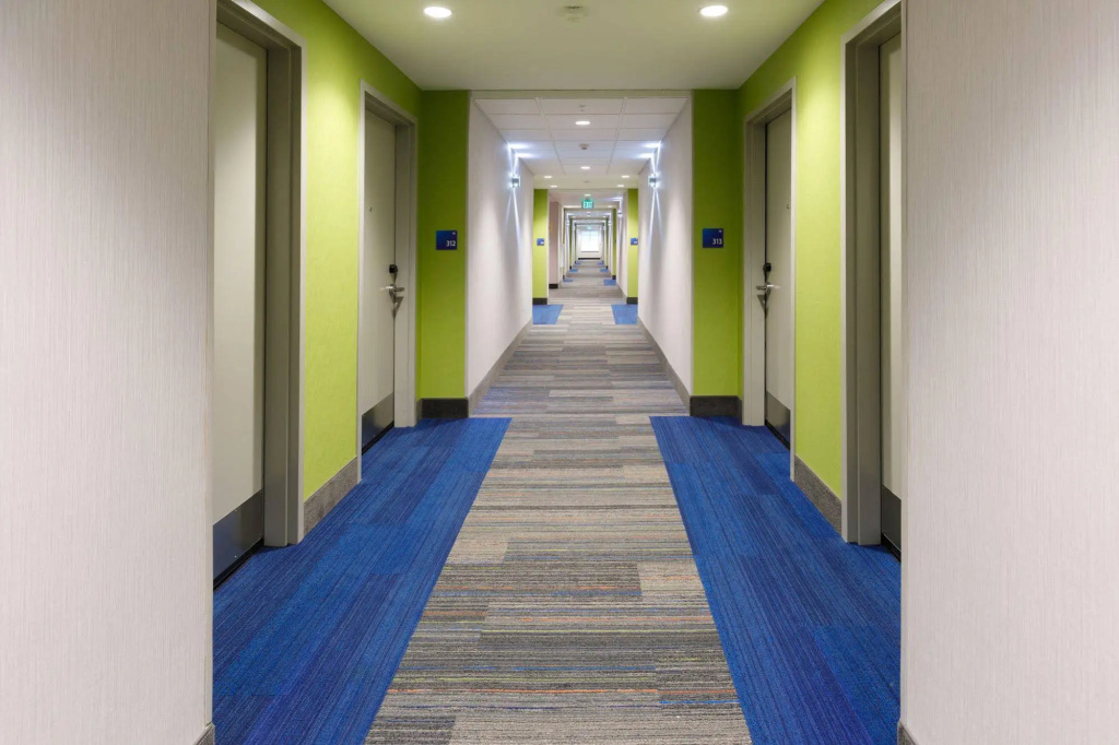 Holiday Inn Express & Suites - Sturbridge by IHG